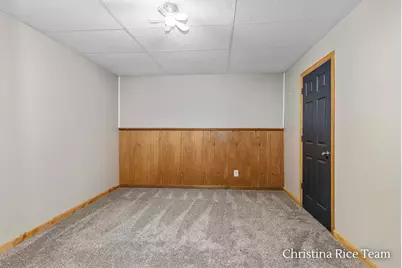 207 N Clark Street, Six Lakes, MI 48886 - Photo 11