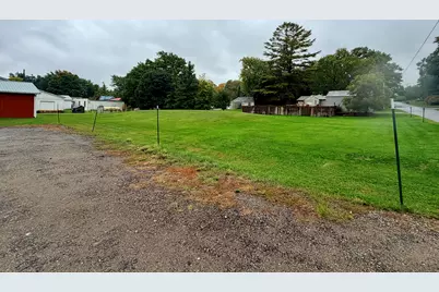 207 N Clark Street, Six Lakes, MI 48886 - Photo 33