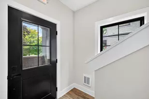 826 Fairview Ave NE, Grand Rapids, MI 49503 - Photo 5