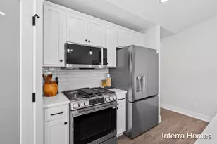 329 Round Hill Rd, Kalamazoo, MI 49009 - Photo 9