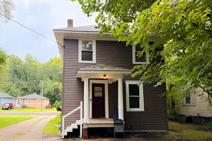 781 E High St, Benton Harbor, MI 49022 - Photo 7
