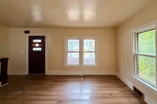 781 E High St, Benton Harbor, MI 49022 - Photo 13