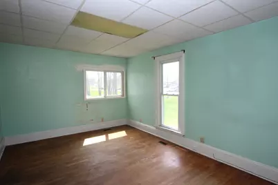 304 E Prairie Street, Vicksburg, MI 49097 - Photo 7