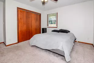 2193 Carol Ln, Stevensville, MI 49127 - Photo 9