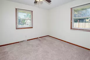 2193 Carol Ln, Stevensville, MI 49127 - Photo 13