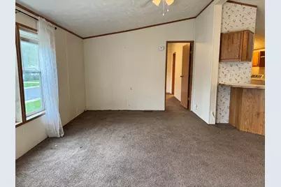 421 Cheyenne River Drive, Adrian, MI 49221 - Photo 5