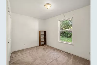 1211 Woodcrest Street, Muskegon, MI 49442 - Photo 9