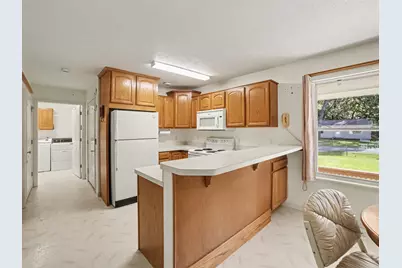 1211 Woodcrest Street, Muskegon, MI 49442 - Photo 5