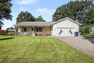 1211 Woodcrest St, Muskegon, MI 49442 - Photo 1