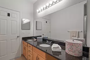 228 W Oakbrook Dr, Ann Arbor, MI 48103 - Photo 17