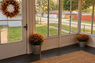 7597 Ziegler St, Taylor, MI 48180 - Photo 3