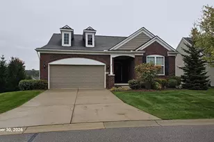 326 Bozeman Ct, Howell, MI 48843 - Photo 1