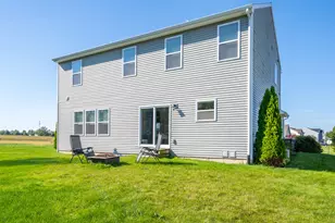 4548 Lauren Ln, Saint Joseph, MI 49085 - Photo 49