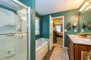 4548 Lauren Ln, Saint Joseph, MI 49085 - Photo 33