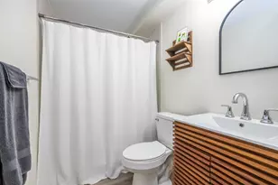 4548 Lauren Ln, Saint Joseph, MI 49085 - Photo 41