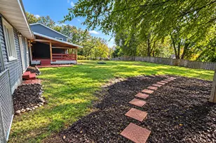 729 Jay St, Belding, MI 48809 - Photo 21