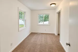 729 Jay St, Belding, MI 48809 - Photo 17