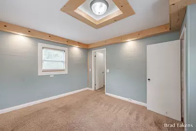 1559 Laughlin Drive NW, Grand Rapids, MI 49504 - Photo 9