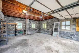 1559 Laughlin Dr NW, Grand Rapids, MI 49504 - Photo 29