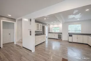 1559 Laughlin Dr NW, Grand Rapids, MI 49504 - Photo 15