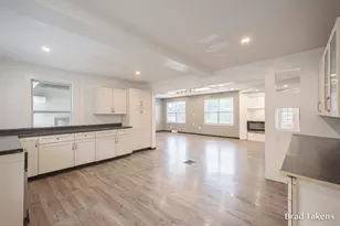 1559 Laughlin Dr NW, Grand Rapids, MI 49504 - Photo 17