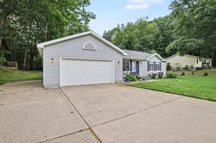 7079 W Decker Rd, Ludington, MI 49431 - Photo 3