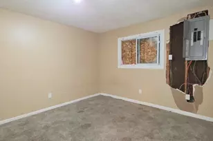 15140 Beaverland St, Detroit, MI 48223 - Photo 9
