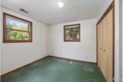 2210 Skyline Drive NW, Grand Rapids, MI 49504 - Photo 15
