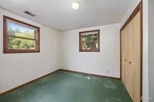 2210 Skyline Dr NW, Grand Rapids, MI 49504 - Photo 15