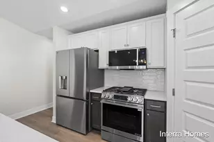 325 Round Hill Rd, Kalamazoo, MI 49009 - Photo 9