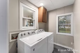 312 N Smith St, Greenville, MI 48838 - Photo 21
