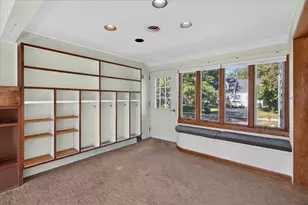 415 Ridgeway St, Saint Joseph, MI 49085 - Photo 3