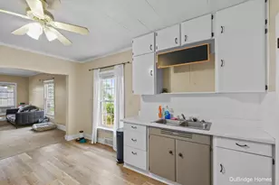 1131 Race St NE, Grand Rapids, MI 49503 - Photo 5