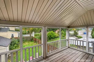 1131 Race St NE, Grand Rapids, MI 49503 - Photo 23