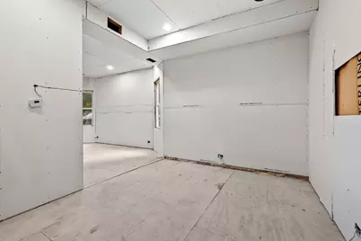 322 E James Street, Lawrence, MI 49064 - Photo 3
