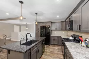 3810 Branagan Ct SE, Kentwood, MI 49512 - Photo 7