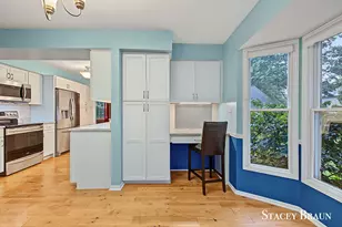 2165 Shawnee Dr SE, Grand Rapids, MI 49506 - Photo 11