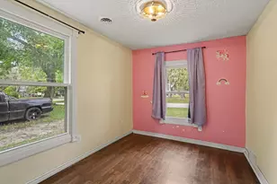 512 Washington St, Marshall, MI 49068 - Photo 13