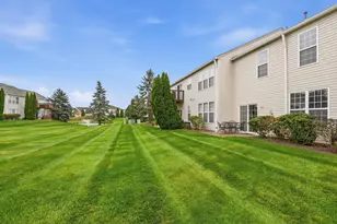 26649 Kirkway Dr, Woodhaven, MI 48183 - Photo 31