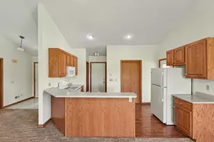 2921 Hunters Pl, Kalamazoo, MI 49048 - Photo 13