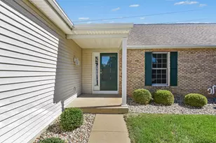 2921 Hunters Pl, Kalamazoo, MI 49048 - Photo 3