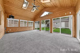 1049 Second St NW, Grand Rapids, MI 49504 - Photo 25