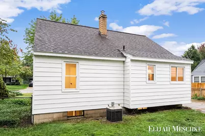 829 Ariebill Street SW, Wyoming, MI 49509 - Photo 29