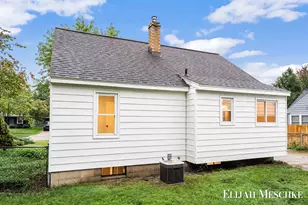829 Ariebill St SW, Wyoming, MI 49509 - Photo 29