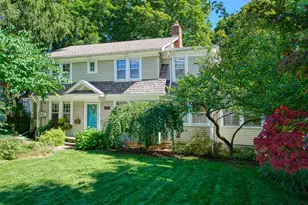 648 Sunset Ln, East Lansing, MI 48823 - Photo 3