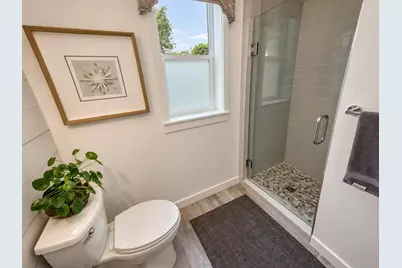411 & 413 Vanburen Street, South Haven, MI 49090 - Photo 37