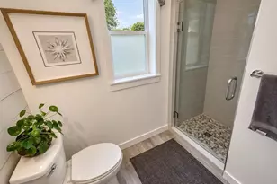 411 & 413 Vanburen St, South Haven, MI 49090 - Photo 37