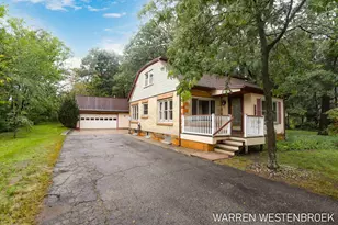 264 Rose St, Holland, MI 49424 - Photo 1