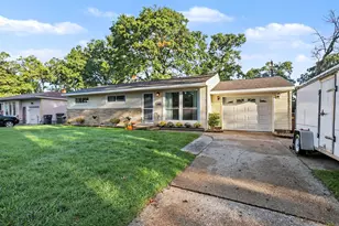 1702 Leif Ave, Muskegon, MI 49441 - Photo 3