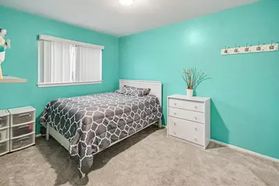 25151 Pearl Street, Roseville, MI 48066 - Photo 11